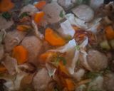 Foto langkah ke 12 dari resep Sop Pentol Bakso Sapi Simpel.