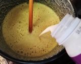 Kurkumás szárzellerkrémleves pirított dióval recept fázis 3 fotója