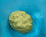 A picture of step 2 of Whole wheat Avocado roti (tortilla).