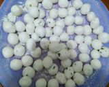 Foto langkah ke 3 dari resep Cilor (Cilok Telor).