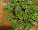 Foto del paso 2 de la receta: Codillo de cerdo con nopales en salsa casera