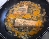 Une image de l'étape 9 de Pavés de saumon sauvage aux champignons sauce citron.