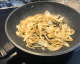 Foto del paso 3 de la receta: Salchichas de pollo al brandy