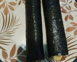 Foto langkah ke 4 dari resep Shrimp Tempura Sushi Roll.