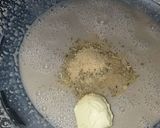 A picture of step 2 of Cheesy garlic bread.
