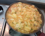 Foto del paso 5 de la receta: Tortilla de patata con pimiento y cebolla