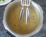 A picture of step 3 of Panchratni Dal.