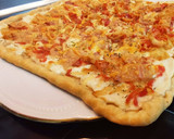 Foto del paso 6 de la receta: Coca de Cebolla caramelizada, Bacon y Papada ibérica