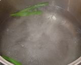 Foto langkah ke 4 dari resep Lontong plastik daun pisang.