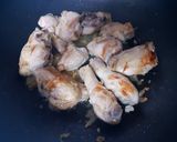 A picture of step 1 of Chicken Curry.