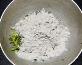 A picture of step 4 of Singhare atta pakoda.