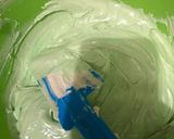 Foto langkah ke 3 dari resep Brownies pandan coklat kukus.