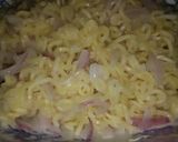 A picture of step 1 of Moimoi noodle with cabbage sause.