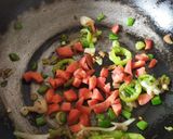 A picture of step 3 of Hot and sour vegetable soup.