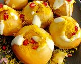 A picture of step 3 of Dahi Puri.