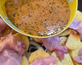 Foto del paso 8 de la receta: Pollo al horno con salsa y patatas