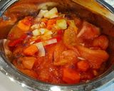 Foto del paso 4 de la receta: Pollo con tomate y setas