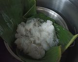 Foto langkah ke 1 dari resep Getuk lindri merah putih tanpa cetakan.
