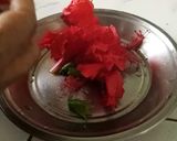 A picture of step 1 of Hibiscus Juice.