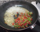 Foto del paso 3 de la receta: Atún con tomate