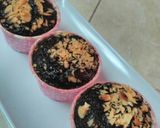 Foto langkah ke 4 dari resep Chocolate Custard Muffin.