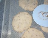 A picture of step 6 of Mexican Almond Cookies.