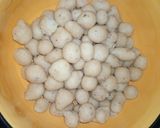 A picture of step 8 of Ginger Dahi Bara.