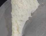 A picture of step 3 of Green peas potato cone.