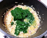 Foto del paso 9 de la receta: Risotto de espinacas, queso de cabra y lacón ahumado
