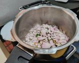 A picture of step 3 of Corn Pulao.