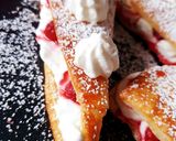 Une image de l'étape 7 de Feuilletés triangles gourmands chantilly framboises 😋#janvier.