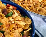 A picture of step 1 of Corn flakes Chivda.