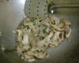Foto langkah ke 5 dari resep Resep Tumis Jamur Tiram Single Sederhana.