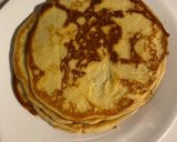 A picture of step 3 of Keto Crepe Cake.
