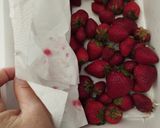 Foto del paso 2 de la receta: Tip: conservar frutillas en heladera