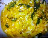 A picture of step 2 of Sprouts and bread poha.