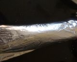 A picture of step 5 of Strawberry cream cheese roll.
