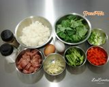 รูปขั้นตอนการทำที่ 1 ของ ข้าวผัดแหนม