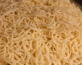 A picture of step 4 of Singaporean rice.