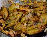 झटपट मसाला करेला(jhatpat masala karela recipe in hindi) रेसिपी चरण 3 फोटो