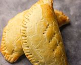 A picture of step 7 of Meatpie 🥟.