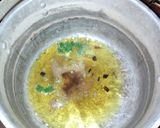 A picture of step 5 of Chicken stock Fried rice.