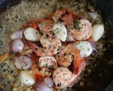 Foto langkah ke 5 dari resep Caramelized Gurlic Butter Prawn/ Udang Bawang Mentega.