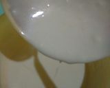 Foto langkah ke 2 dari resep Simple pancake (eggless).
