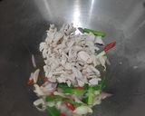 Foto langkah ke 2 dari resep Tumis Kembang Kol Buncis Ayam.
