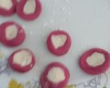 A picture of step 9 of Rose shaped Paneer Momos.