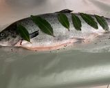 Une image de l'étape 6 de Saumon sauvage en papillote à l ail mariné et herbes aromatiques.