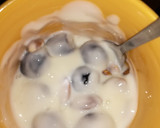 Foto del paso 1 de la receta: Yogurt con uvas y almendras