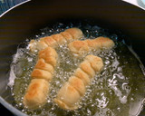 Foto del paso 6 de la receta: Tequeños caseros - palitos de queso 🧀