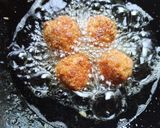 Foto langkah ke 4 dari resep Bitterballen Mozarella.
